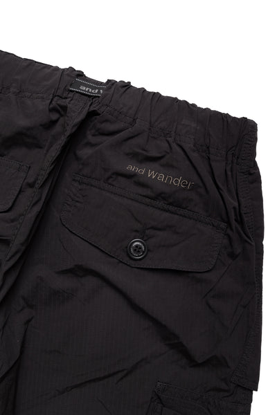 Oversized Cargo Pants - Black