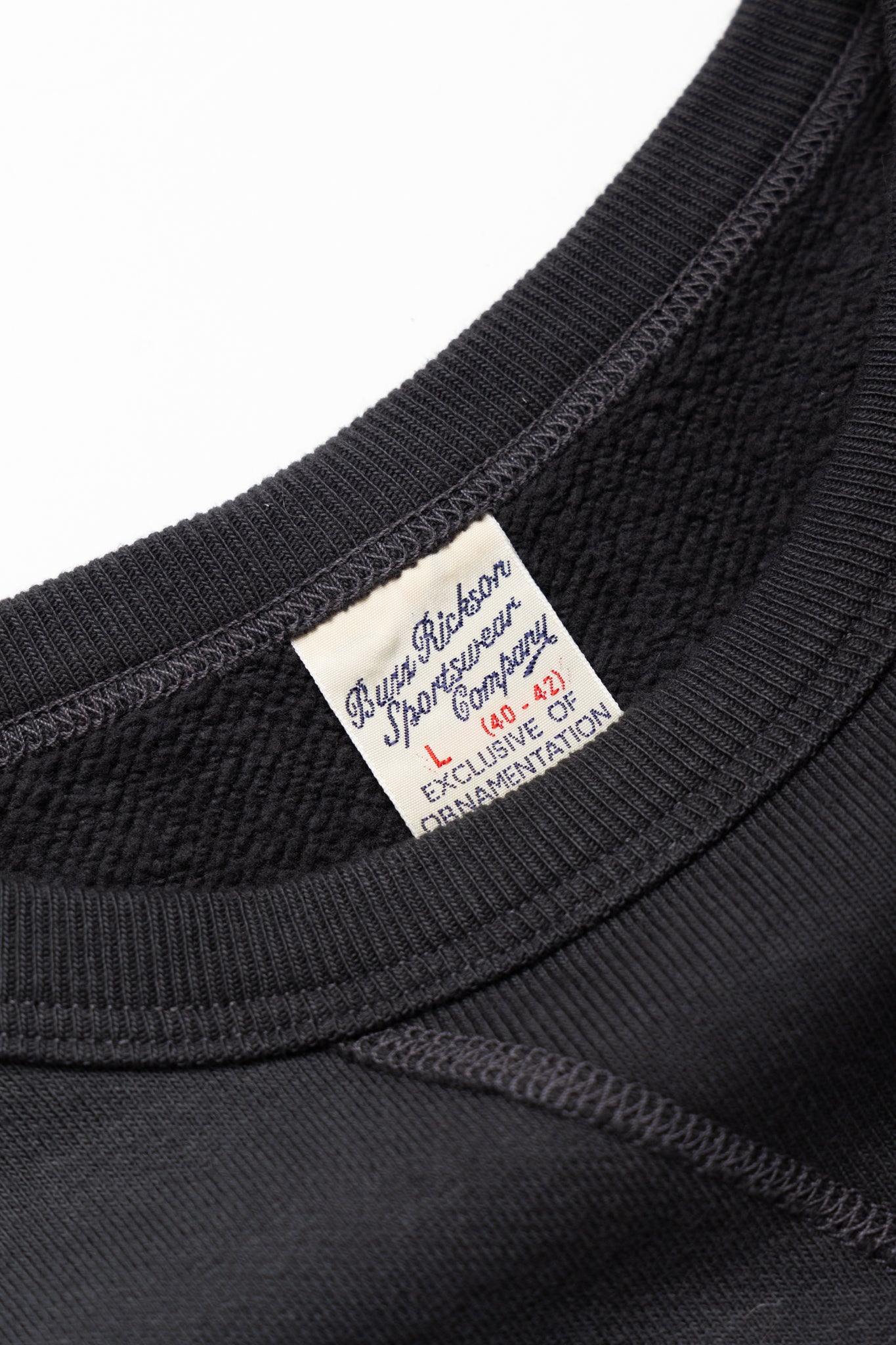 Set-In Crew Neck Sweatshirt - Black