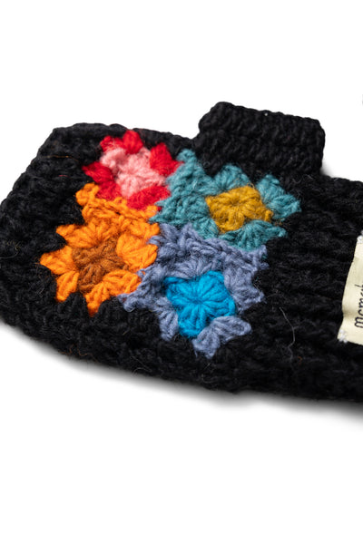 Hand Warmer "4 Flowers" Crochet - Black