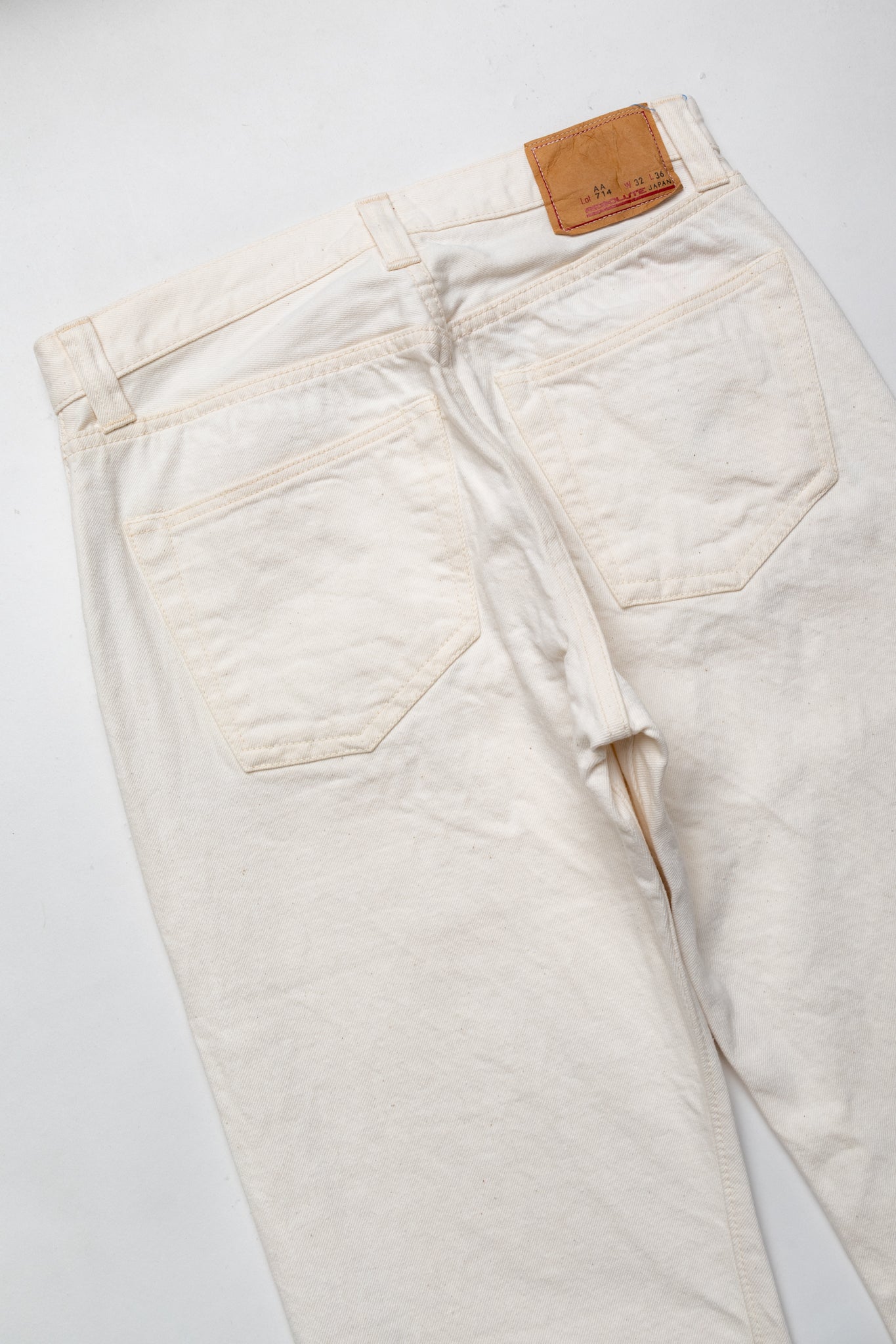 AA714 White Denim WWll Straight Jeans